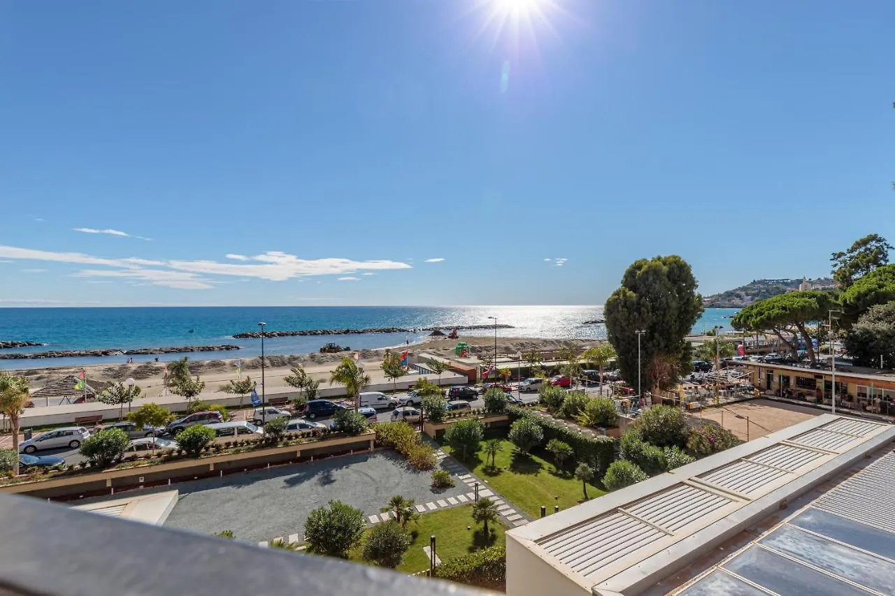 Grattacielo Vittoria Apartments Arma di Taggia Italia