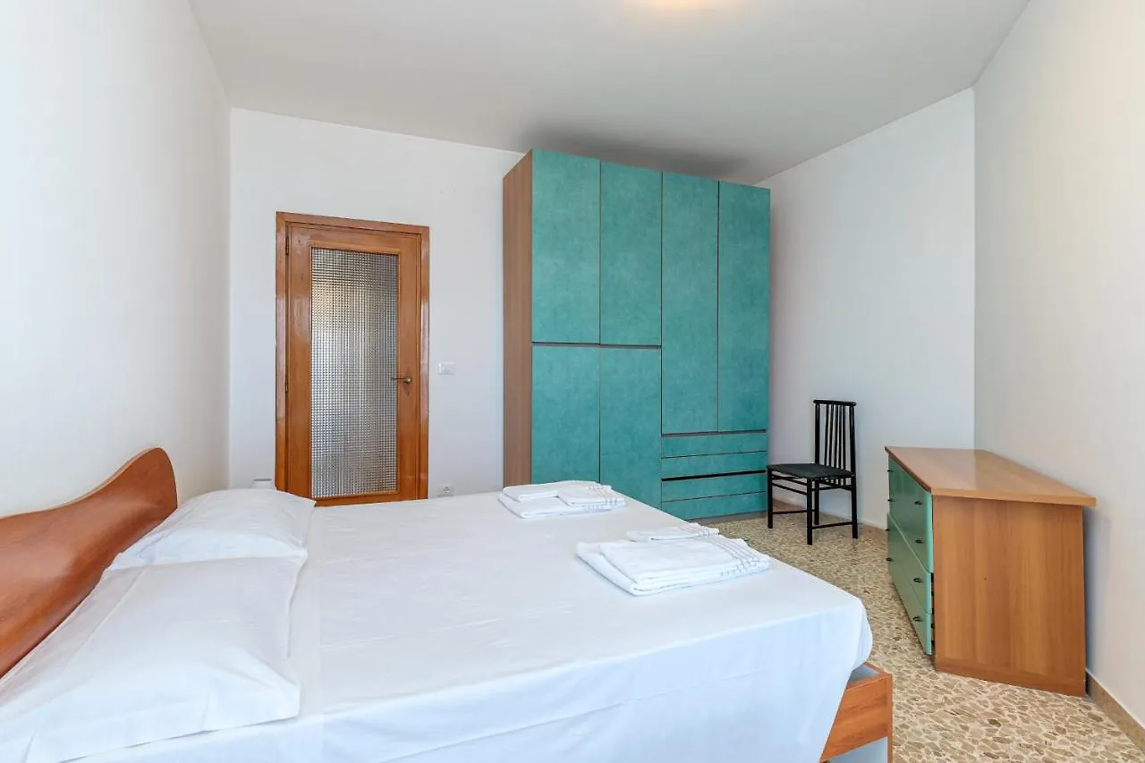 Grattacielo Vittoria Apartments Arma di Taggia